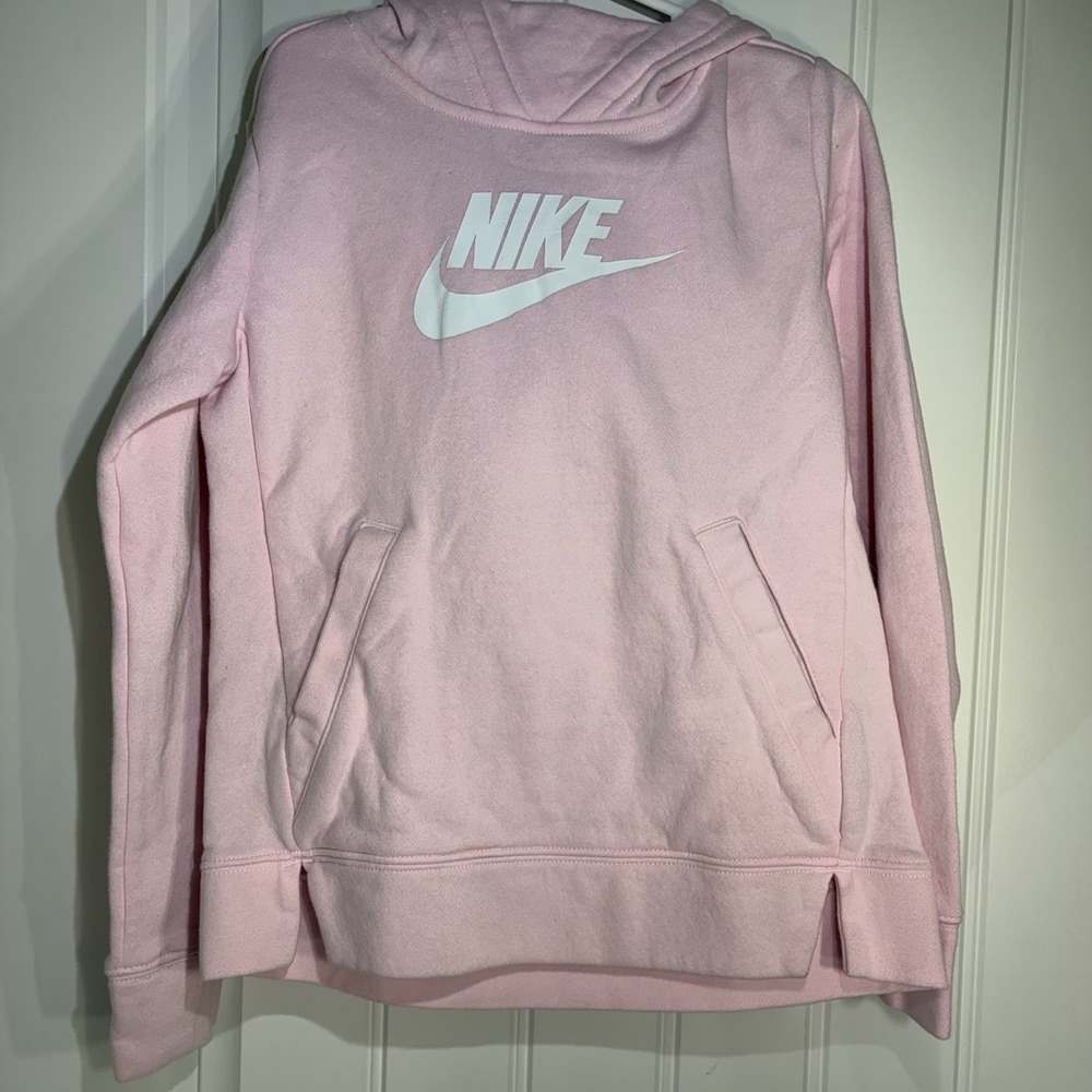 Nike Sportswear Club Fleece Hoodie Girl's Small Light‎ Pink Pullover Sweatshirt